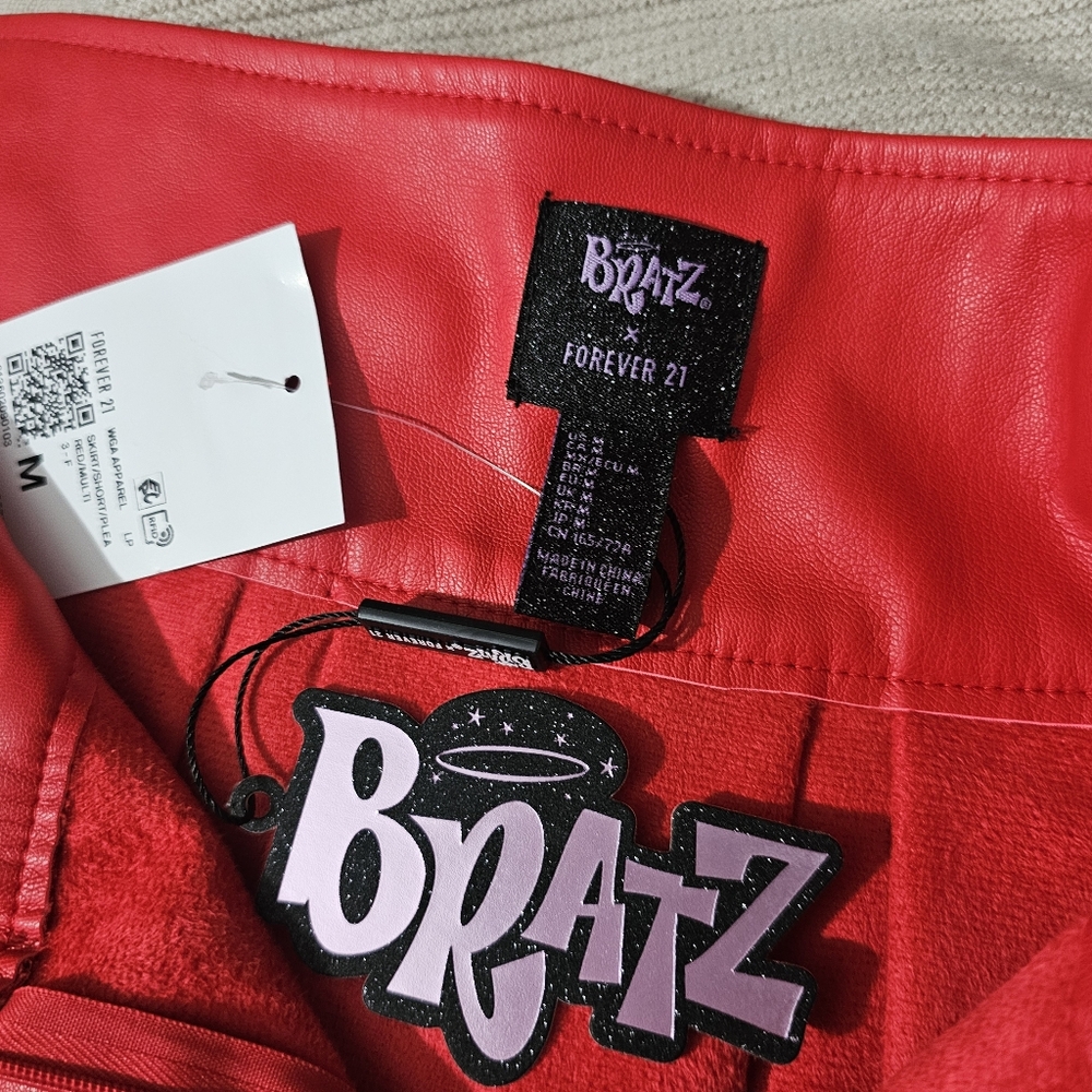 Forever 21 Bratz Girlz Red Skirt - Picture 5 of 7